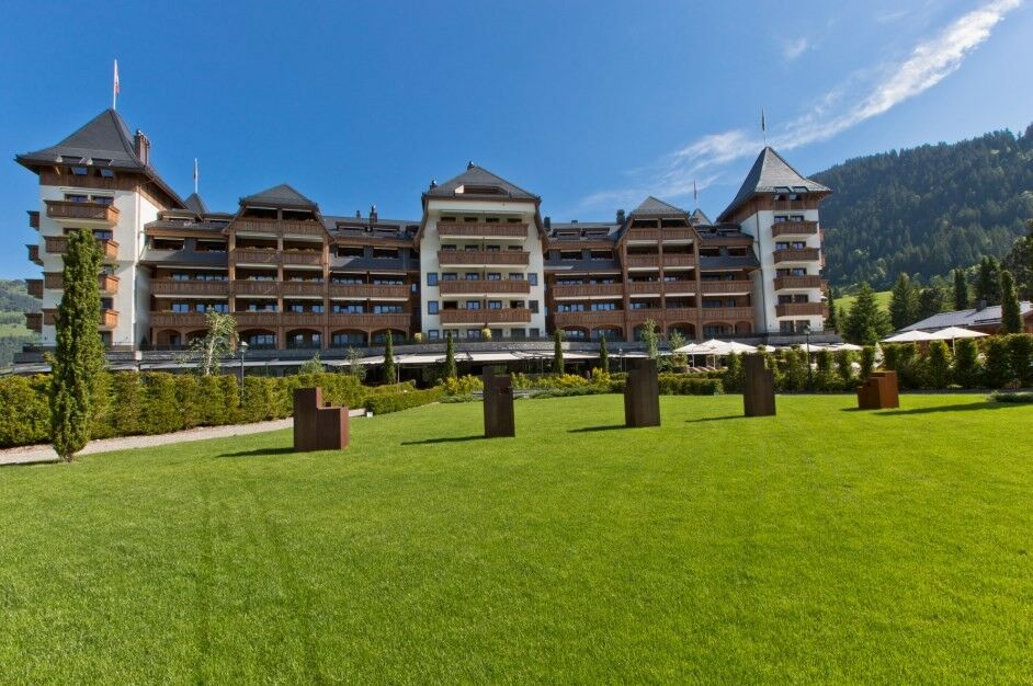 The Alpina Gstaad Hotel Exterior photo